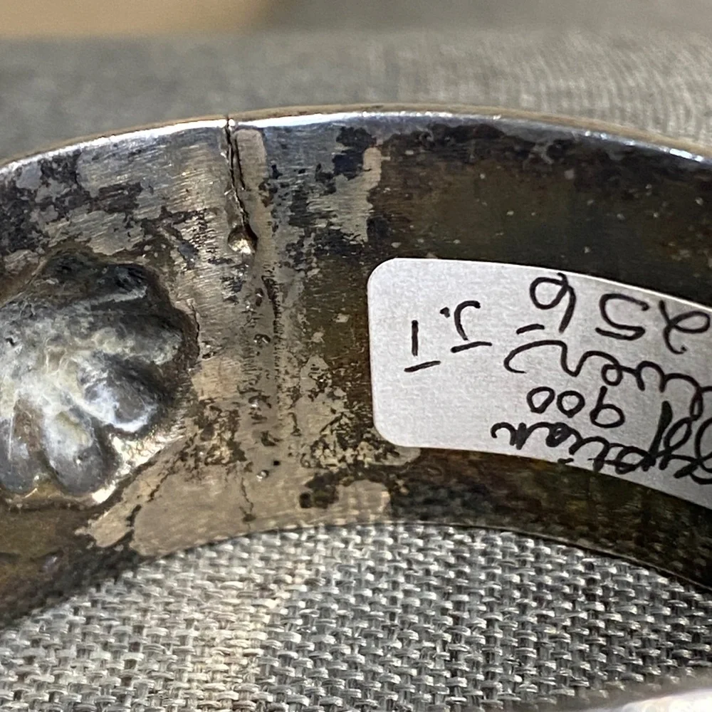 Antique Repousee Silver Bracelet (61.6 grams) - Picture 12 of 14